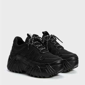 Bershka Monochrome Platform Sneakers